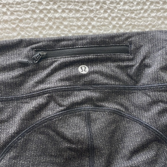 Lululemon leggings - Picture 3 of 3